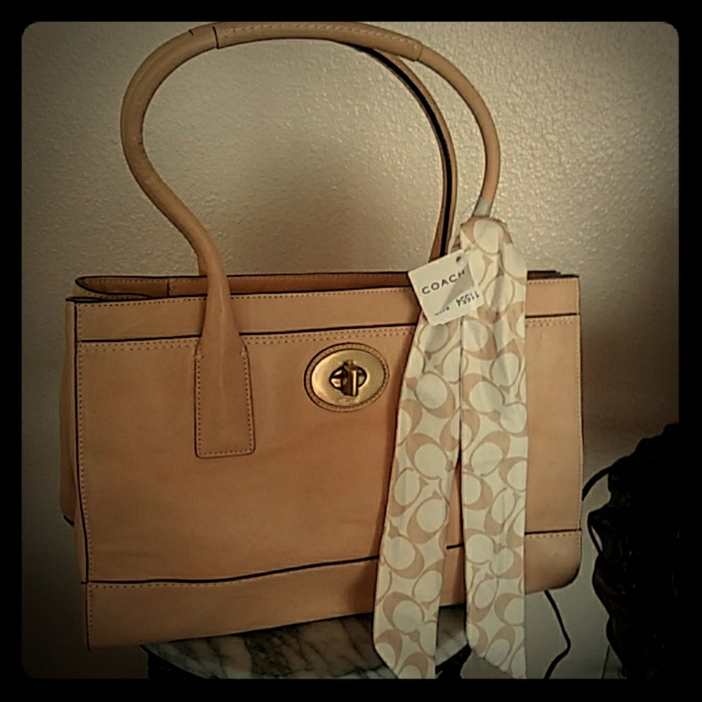 Brand new coach purse